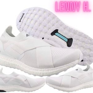 NWT Adidas Women Slip on Shoes Size7, 7.5